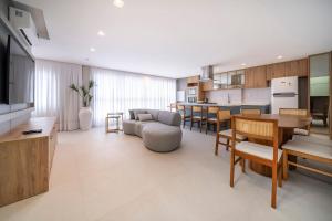 Triplex Exclusivo 3 Suítes em Bombas