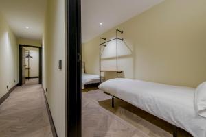 Historia en Justicia para 8, Hernán Cortes 12 E2