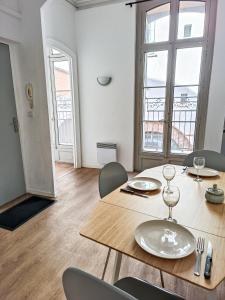 Centre ville historique,5 personnes, wifi