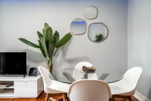 Stylish T2 Apartment in Lisbon by Lisbeyond