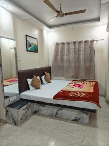 HariOm Paying Guest House