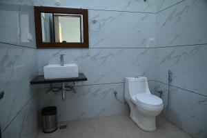 Ayushman hotel