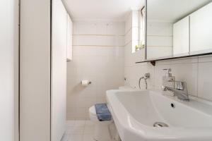 Amazing Luxurious BrandNew 4BDR 2Bath ΑcropolisAPT