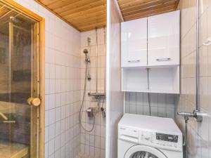 Holiday Home Karhunvartijan linna a2 by Interhome