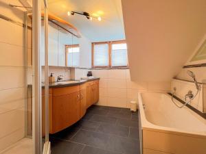 ღLiboria I Aidling Panorama Stilvolles Ferienhaus mit Bergblick