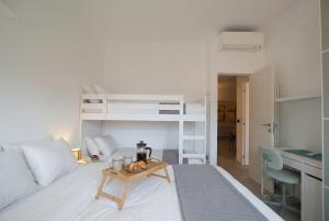 Rivierarent White House