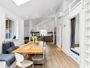 Holiday Home Loviisa - 850m from the sea by Interhome