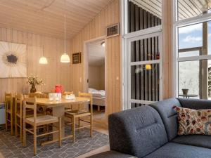 Holiday Home Galin - 210m to the fjord by Interhome