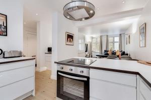 World 5th Coolest Street - Walk to Tivoli