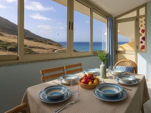 Apartment Su Sguardu 'e su Mari by Interhome