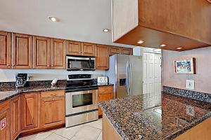 Coastal 2BR with Gulf Views, Pools and Sauna