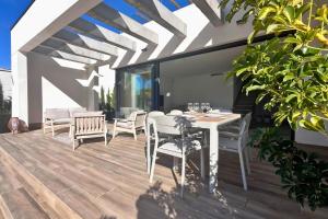3-bedroom villa with private pool at Font del Llop golf course