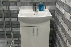 Studio-Sleeps 2-Pets Ok-Action Park & Stn Close