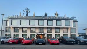 Hayat Hotels & Apartments