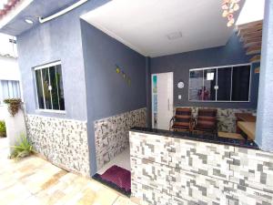 CASA NA PRAIA DO FORTE COM EXcELENTE LOCALIZAÇÃO E PERTO DA PRAIA