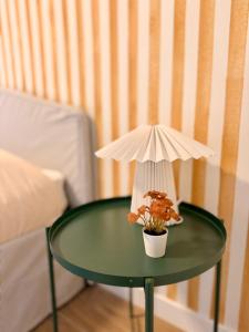 New two-room apartment, city center, sleeps 4, balcony