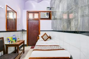 Hotel New Royal Just Near Old Delhi Railway Station And Red Fort