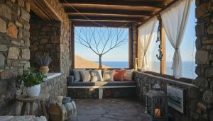 Beautiful Mykonos Apt w Panoramic Views