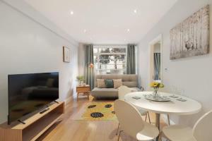 Stunning 1BR in heart of Chelsea