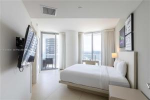 Oceanfront dream W pool & beach access