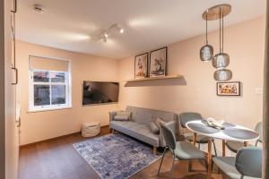 Modern City Apartment - Rest & Recharge