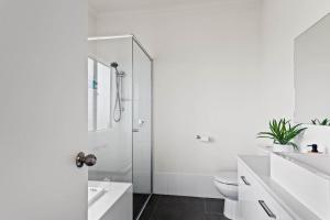 Salty Breeze - Central Family Getaway by the Sea