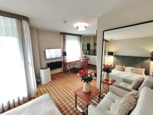 119 w pięciogwiazdkowym hotelu ROYAL TULIP SAND plaża tuż tuż DOBRUK APARTAMENTY