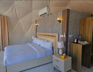 RUM HORIZON BUBBlE LUXURY CAMP