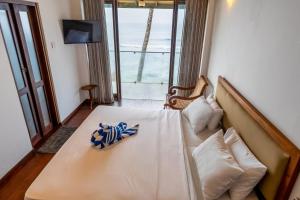 Surfside Serenity - SS Beach
