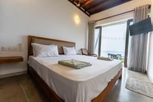Surfside Serenity - SS Beach