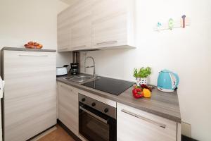 APARTMENTS BLUE VIEW - Residence Casetto Bardolino - Regarda Travel