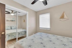 Canalfront 3BR Home, Private Dock, Boat Ramp & Large Deck in Key Colony Beach