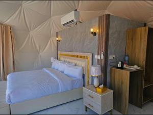 RUM HORIZON BUBBlE LUXURY CAMP