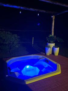 Refúgio com Jacuzzi Privativa & Vista da Serra