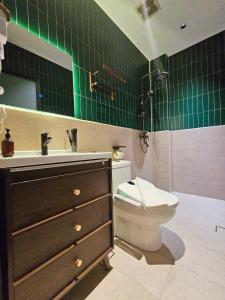 Carnarvon Suites