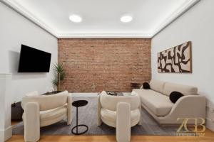 Spacious 1-Bedroom Retreat Near Central Park