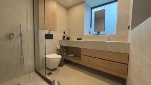 Myronos suite with jacuzzi