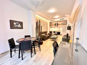 Joaquin Costa Urban Flat