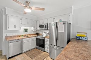 A Place at The Beach 9520-1E