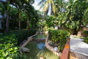 Elegance - Jungle meet with private pool heated
