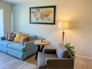 West LA Boutique Apartments Minutes from the Coast