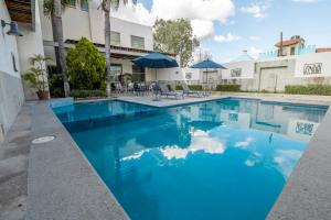 Hecthorny San Carlos Tequisquiapan, BW Signature Collection