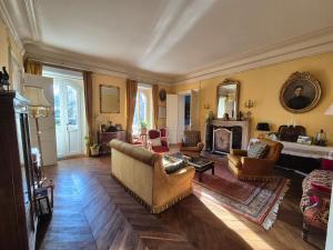 Le manoir dEstiveaux