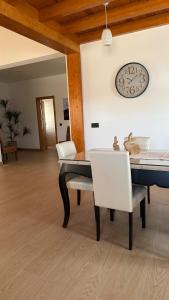 Blue Petrol Room - Ocean Double in Villa Barbuja