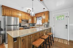 Milltown Cove Escape on Lake Hartwell home
