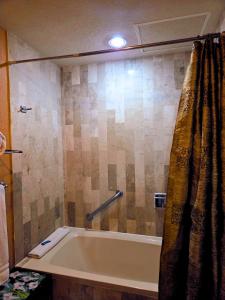 Coral Sunset Condo - 405 East Sonoran Spa