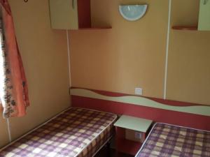 Mobil-home avec terrasse, 3 chambres, Neffes - API-1-52-981