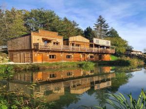 Chalet cosy avec terrasse et poêle à bois pour 5 personnes - API-1-52-974