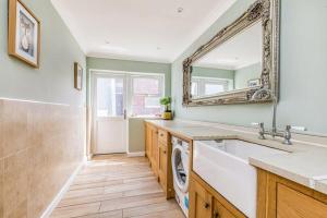 Carousel cemetery Lane