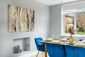 5 bed Town Home - City Hospital - Sleeps 7